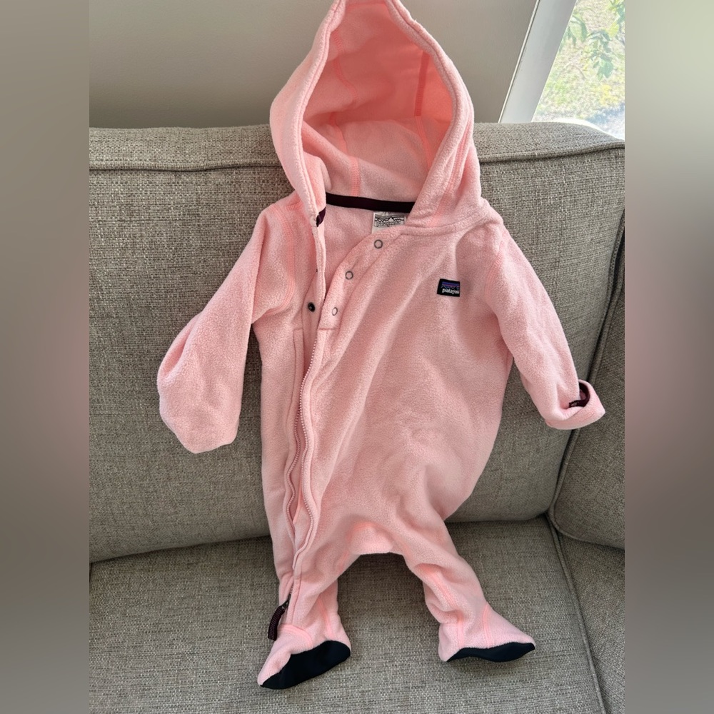 Like new fleece one piece baby outfit with feet by Patagonia like brand new
